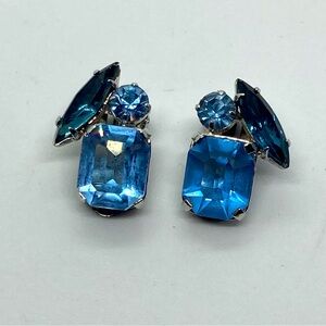 Vtg Blue Rhinestone Crystal Silver Tone Metal Clip on Earrings .7” Length